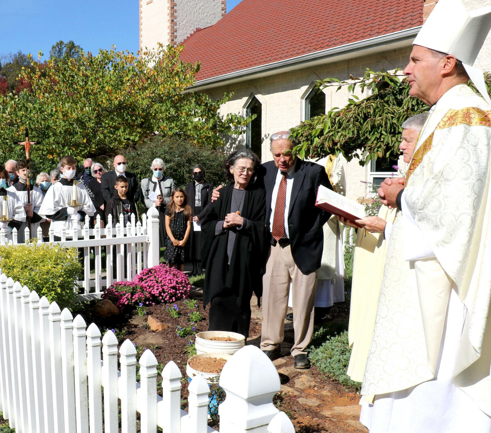 A Visit to the Grave of Philomena Grace (Photos)